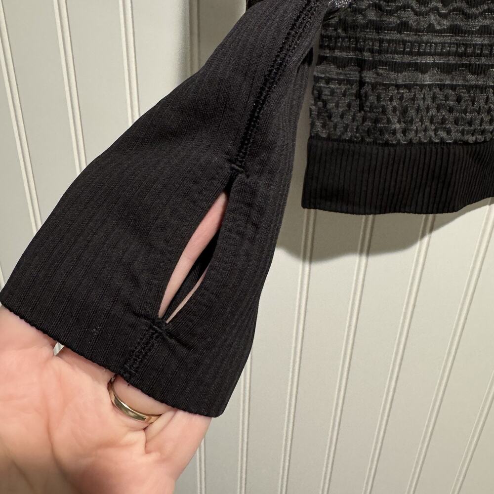 Lululemon Rest Less Pullover Thumb Holes Size 6 - Picture 4 of 7